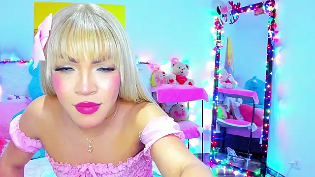 Candy_Candy__ élő XXX-chatje