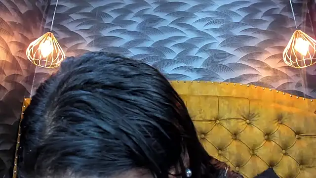 Онлайн чат XXX NahomiFireSex