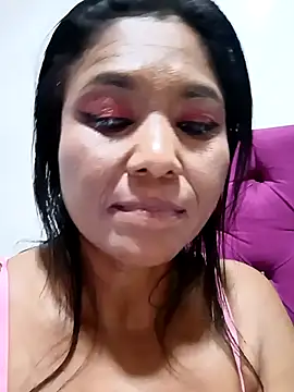 Tifanny_Love33's Live XXX Chat