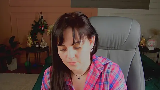 Pokazy przed kamerką – _SilkyShadow_