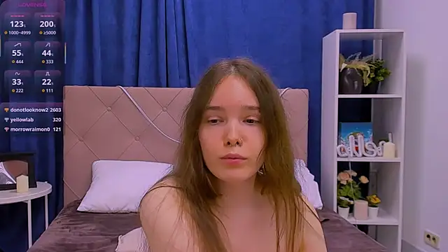 Janie_JJ_Curvie Chat XXX in diretta