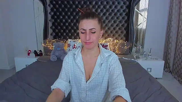 Rebecca_Diamond's Webcam Show