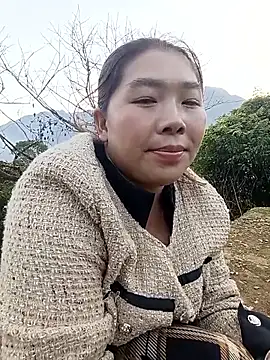 quynhkoolbae's Live XXX Chat