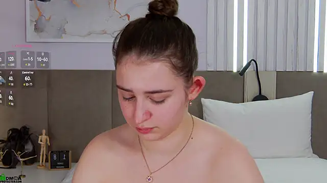 AnnaNoir 现场XXX聊天