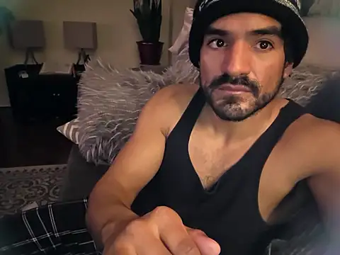 piggylatino's Live XXX Chat