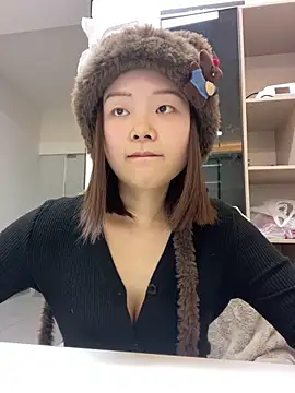 DMG-41 élő XXX-chatje