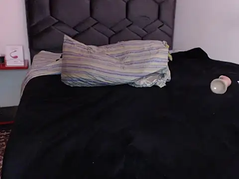 danypalmer: онлайн-секс-чат