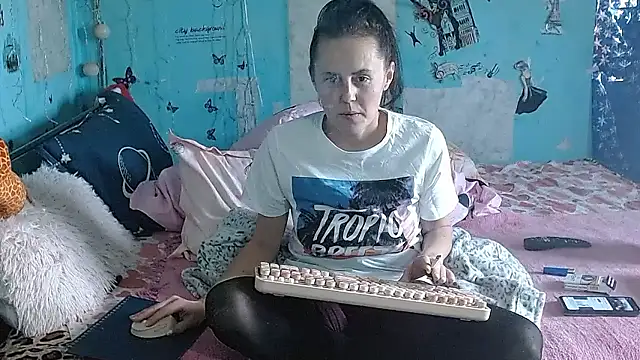 brighteyes77's Live XXX Chat