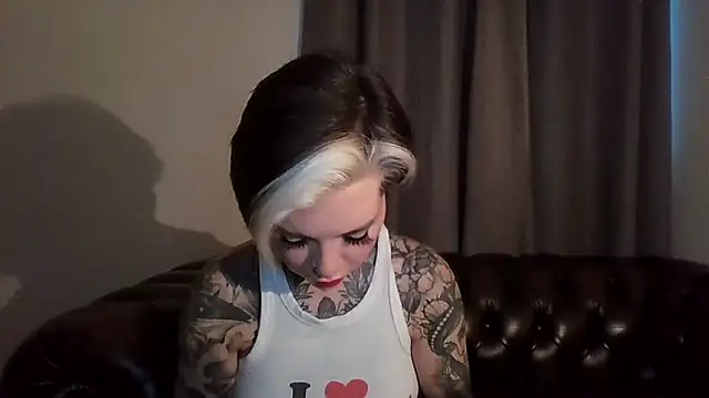 Rubyrichhxo's Live XXX Chat