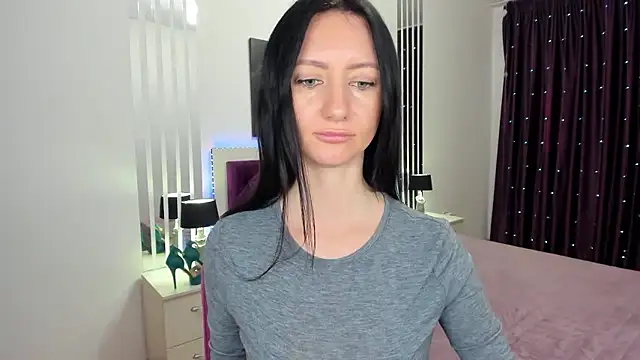 NikaHoney's Live XXX Chat