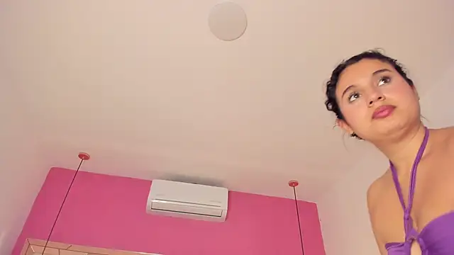 Chatroom XXX en direct de Angellonng