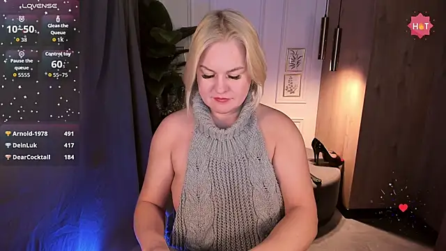 YolandaKiss' Live XXX Chat