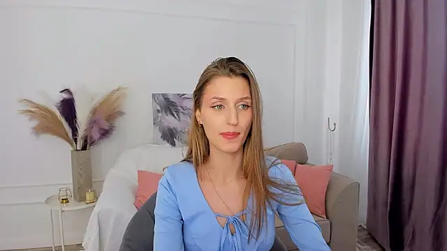 NaturalBeaty Adlı Modelin Canlı XXX Sohbeti