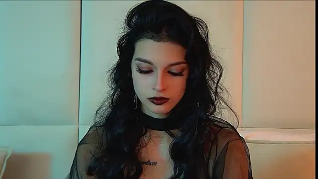 BeverlyMost Chat XXX live