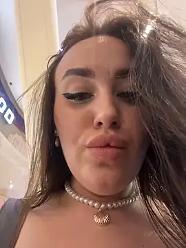 KiraSunshine's Live XXX Chat