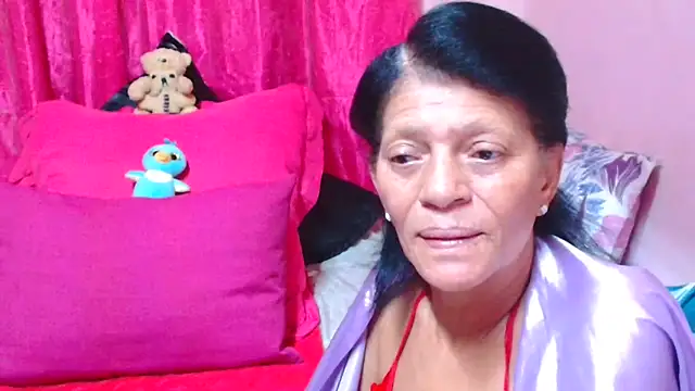 SLUTTYROXY's Live XXX Chat