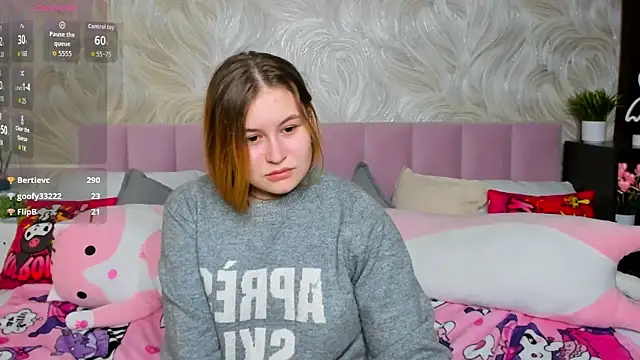 MilanaXHoney: онлайн-секс-чат