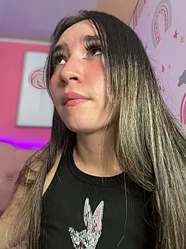 XXX chat uživo modela Sophie_LS