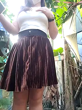 Muna_LM's Live XXX Chat