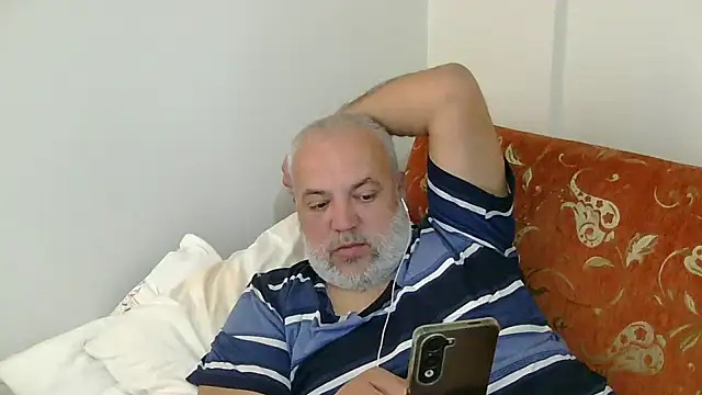 Онлайн чат XXX husoizmir