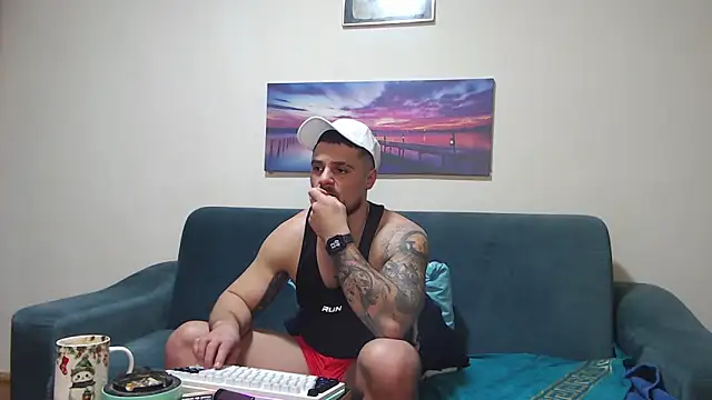 Chat XXX en directo de Tiberius_hunk