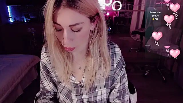 Chat XXX en directo de AnnieGOld_