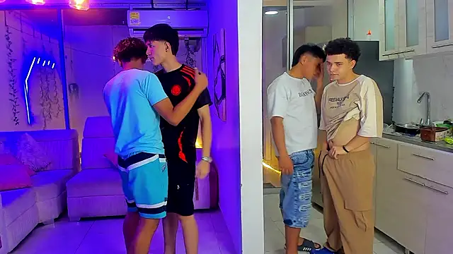 Houseofwarrios live XXX chat