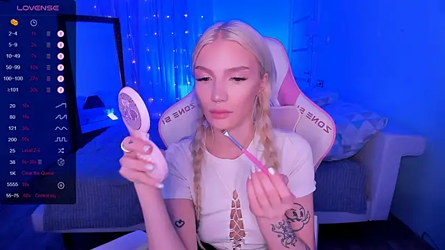 Chatroom XXX en direct de AnyaTaylor_