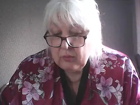 Chat +18 de Alexia64231 ao vivo