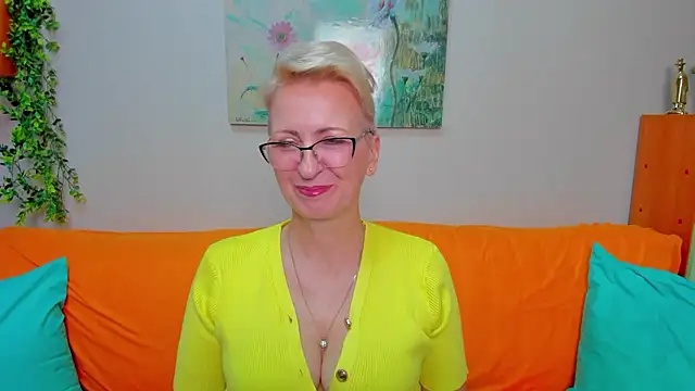 iamyourdream89 élő XXX-chatje