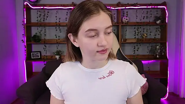 Ksuhesa élő XXX-chatje