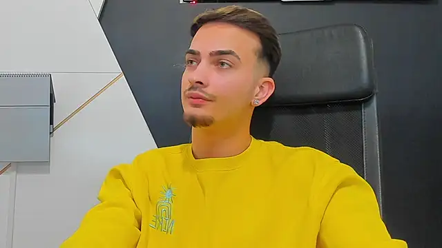 Онлайн чат XXX BrandonTate