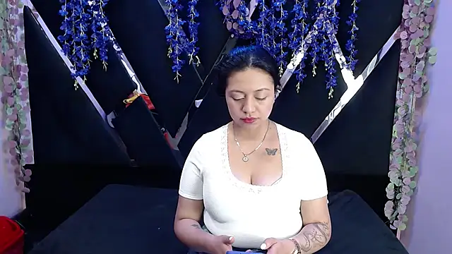 دردشة slut_anal_ الجنسية المباشرة