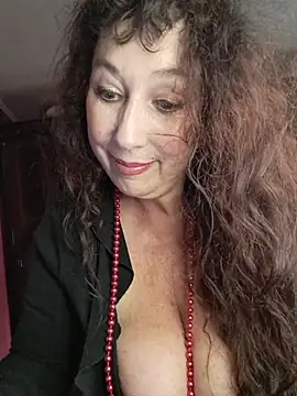 GypsyEsmeralda: онлайн-секс-чат