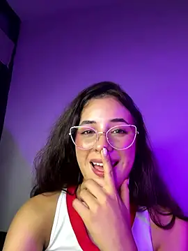 baaby-miiaa's Live XXX Chat