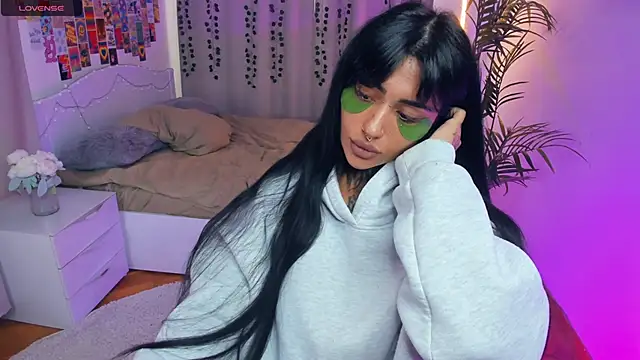 CharimgSabrina Chat XXX live