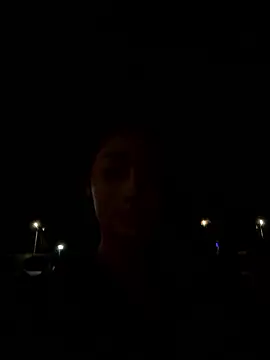 so-linger's Live XXX Chat