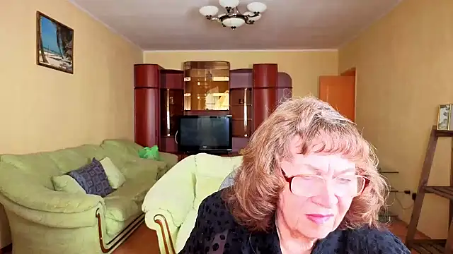 Betty_Brick: онлайн-секс-чат