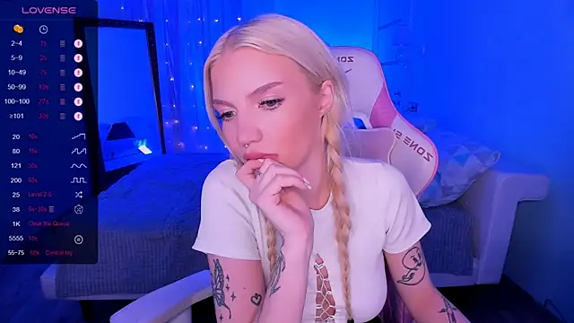 AnyaTaylor_: онлайн-секс-чат