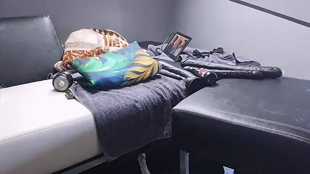 Онлайн чат XXX slavic_boy_39