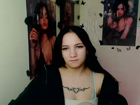 Em7MaA Chat XXX live