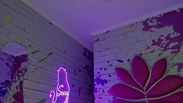 ValerySkinnyy 现场XXX聊天