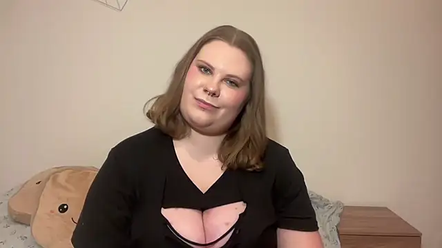 BriannaFlirty Chat XXX live