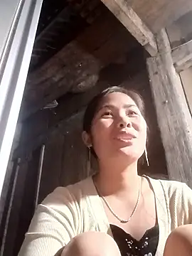 Lyssa-a: онлайн-секс-чат