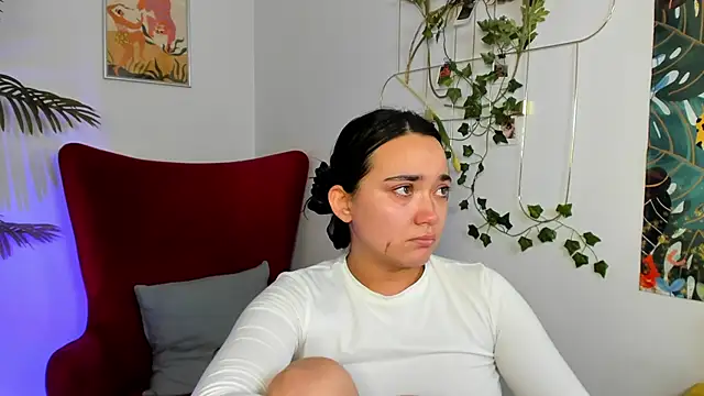 دردشة Shadow_Lotus الجنسية المباشرة