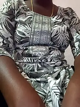 SRIDEVI55446 即時 XXX 聊天