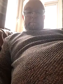 justenjoyingurcompany webcam show