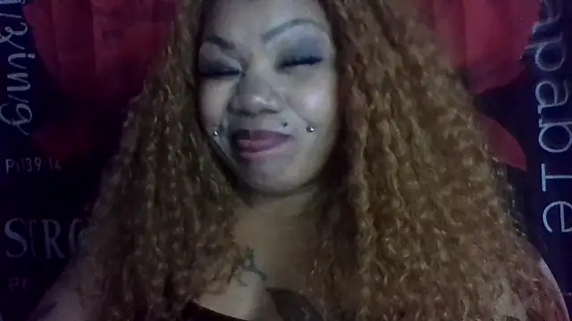 NailGoddessnow: онлайн-секс-чат