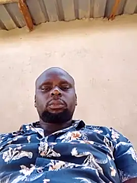 Show modela Leebwoy20 na web-kameri