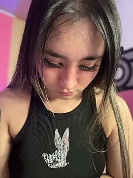 แชท XXX สดของ Sophie_LS